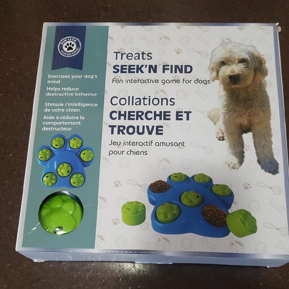 Treats SEEK'N FIND fun Interactive Game For Dogs.